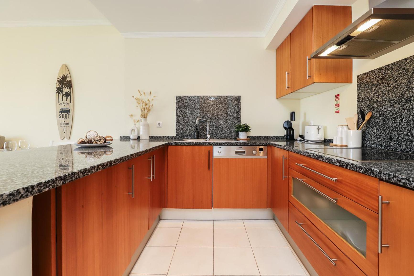 Charming Flat 10 Min Walk To Beach Apartment อัลบูเฟรา ภายนอก รูปภาพ