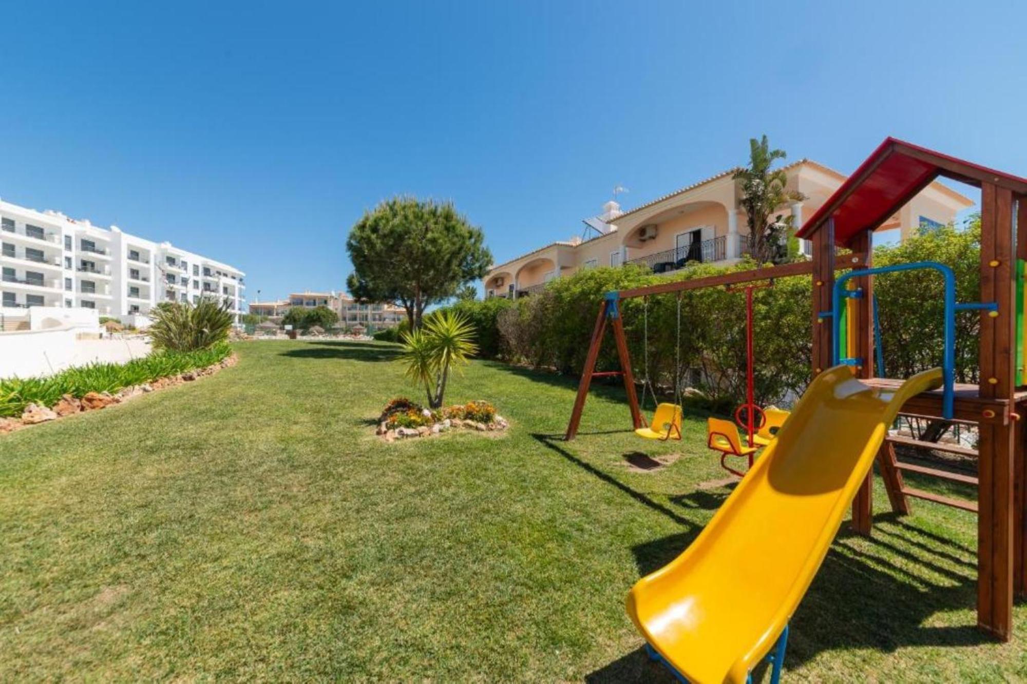 Charming Flat 10 Min Walk To Beach Apartment อัลบูเฟรา ภายนอก รูปภาพ